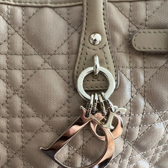 Christian Dior Panarea Medium Tote - Picture 7 of 10